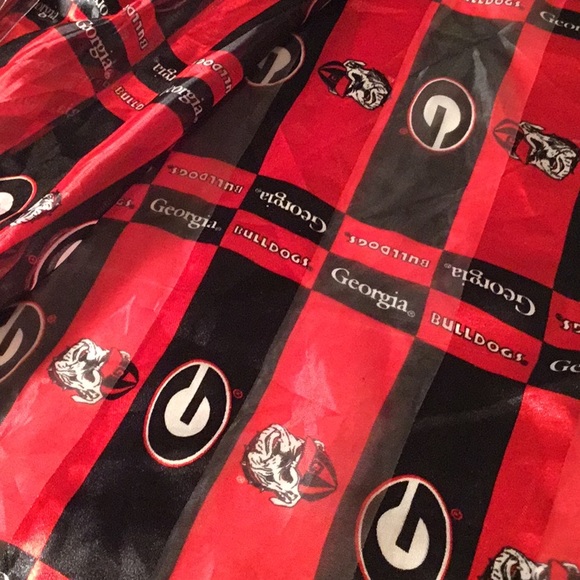 BULLDOGS HITCH COVER BUNDLE…TIE AND SCARF ALSO NEW - Picture 8 of 8